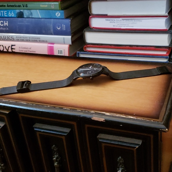 Obaku mesh band watch - Picture 4 of 5